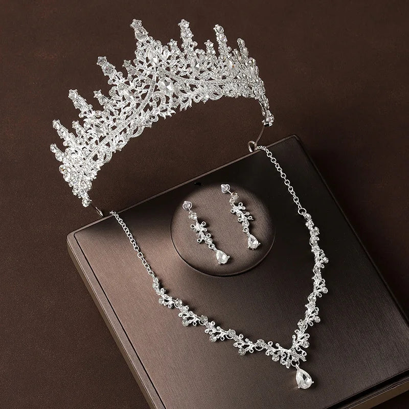 Crystal Elegance Bridal Set – 4 Pieces