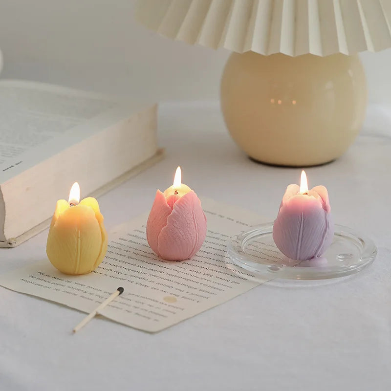 Handmade Scented Tulip Candles – Floral Gifts for Birthdays & Elegant Home Decor
