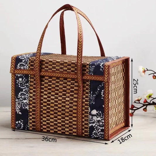 Handcrafted Bamboo Picnic Basket – Foldable Retro-Style Bag with Handles for Fruits, Snacks & Gift Presentation"